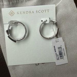 Kendra Scott bolt earrings